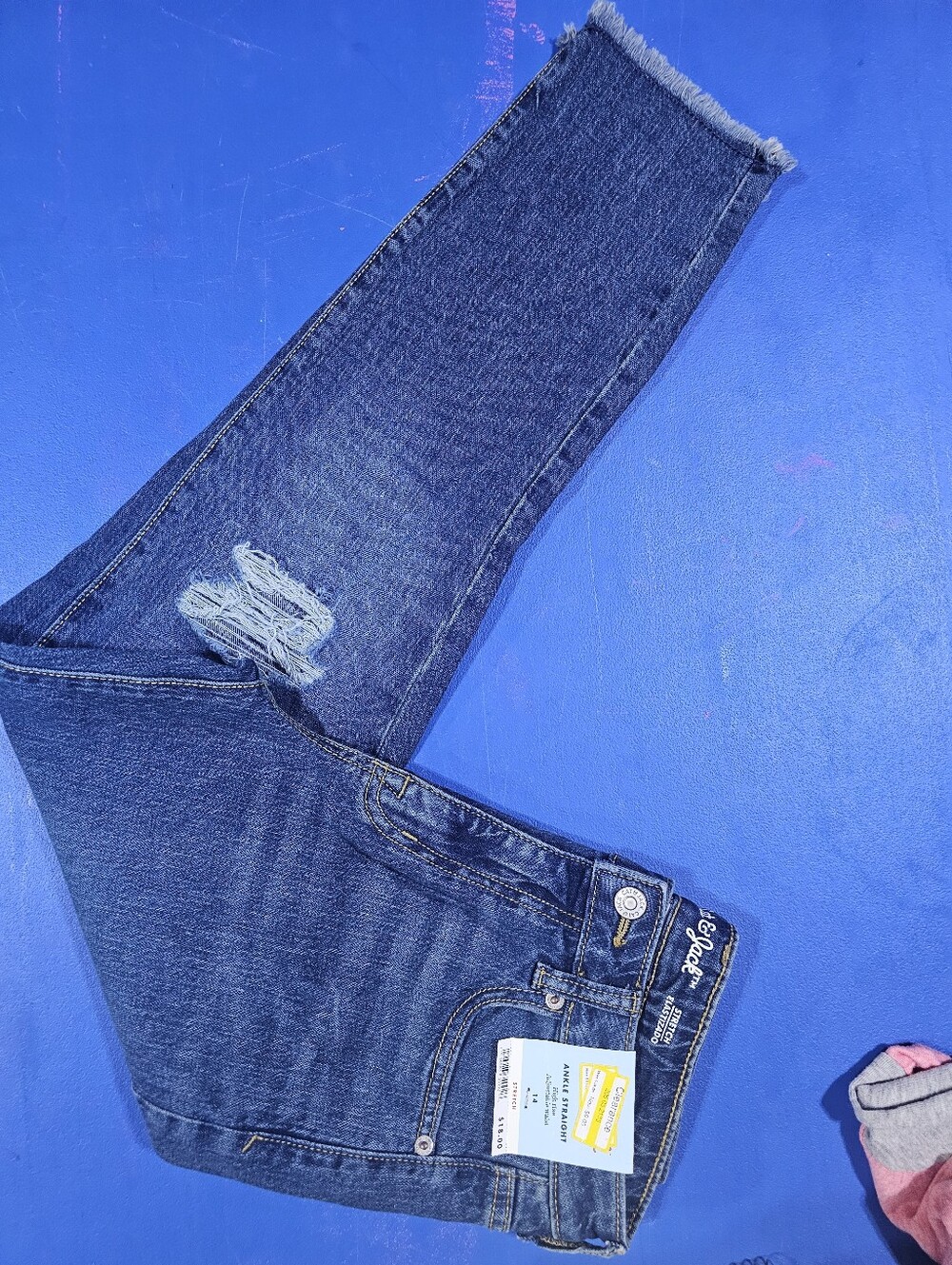 Cat & Jack Girls Jeans Medium Blue Distressed Ankle Straight